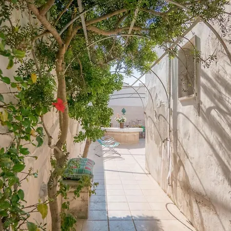 Casa Tulipano 1 Sx A 200 Mt Dal Mare Di Vakantiehuis *